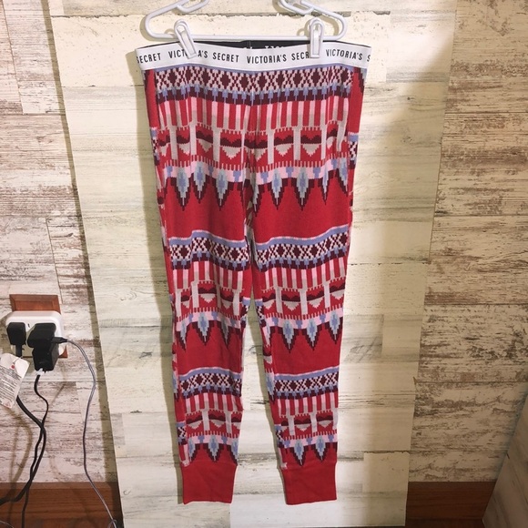 Victoria’s Secret Womens sleep in lounge wear leggings Aztec print size small - Picture 2 of 8
